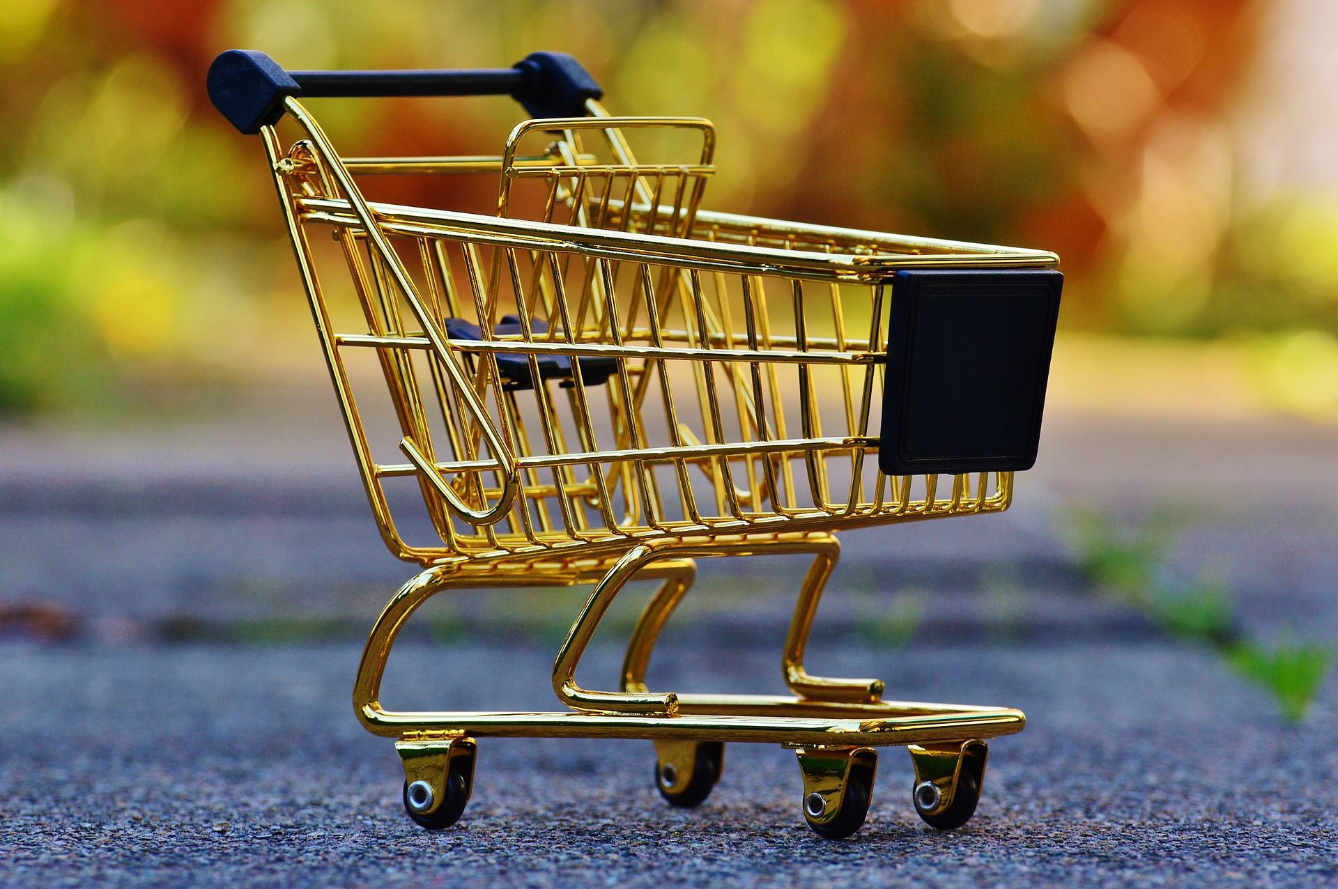 Abandoned Cart Emails: Best Practices and Examples to Power Your Marketing Campaigns